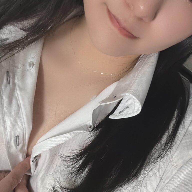 ユズハ「ゆずはです♡｜18時までいます」(1/6)