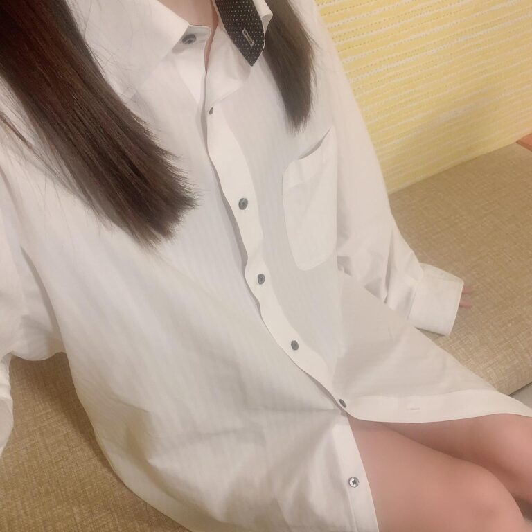 アリス「出勤しました♪」(2/15)