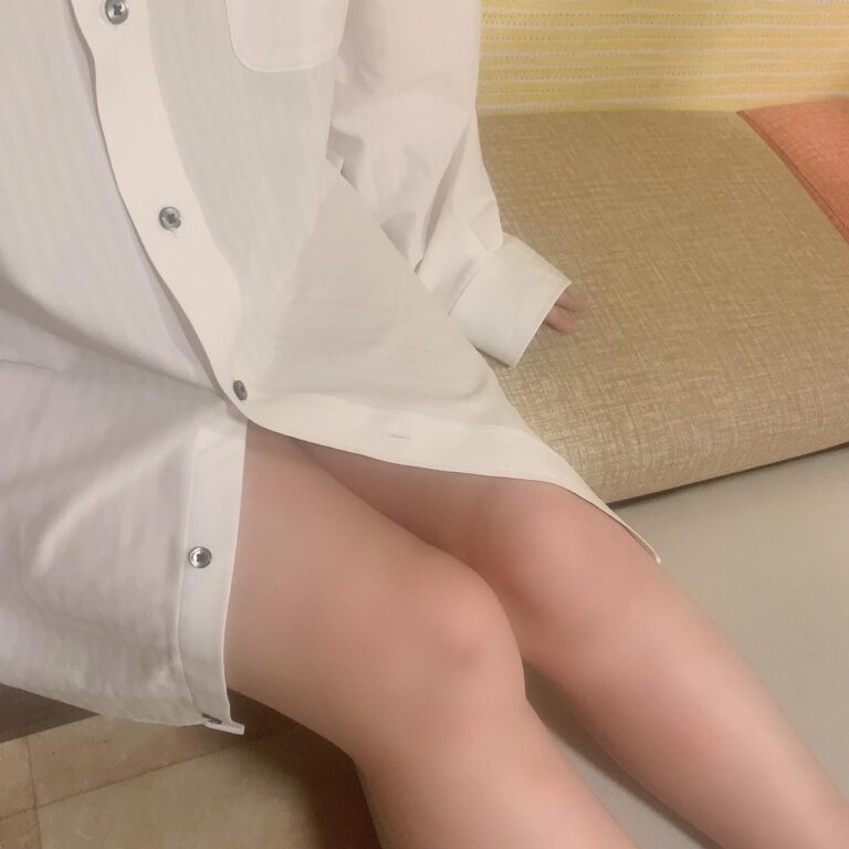 アリス「出勤しました♪」(2/20)